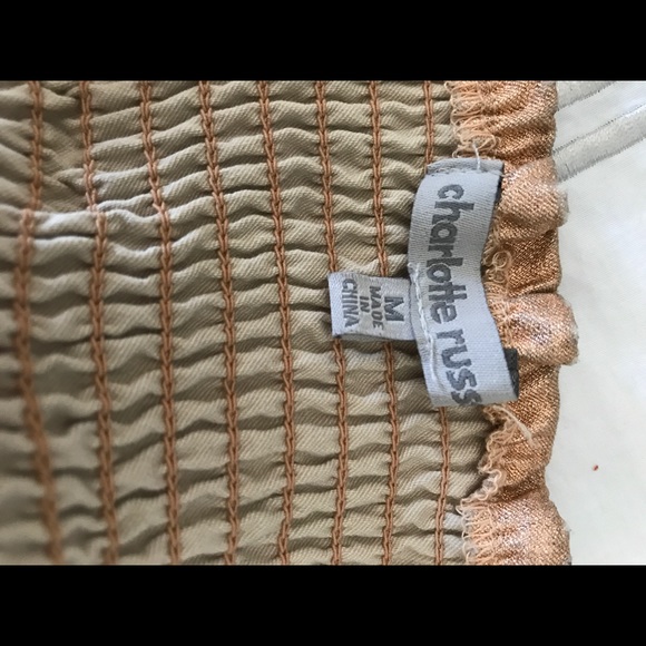 Gold lace crop top - Picture 3 of 3